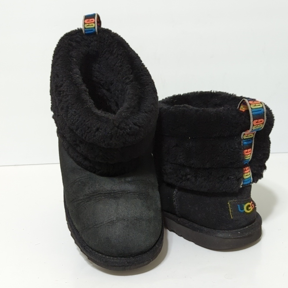 UGG classic Mini fluff quilted rainbow ankle boot big girl size 5/ woman size 6